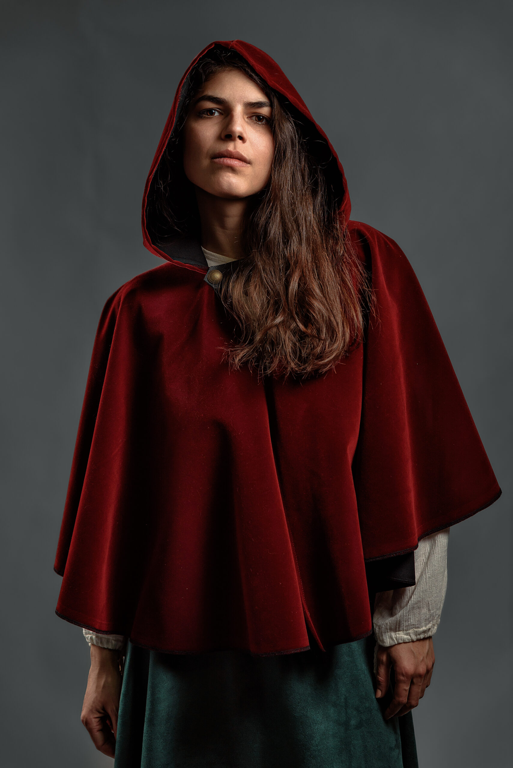 Burgundy Velvet Hooded Cape – Unisex Fairytale Style - Image 5